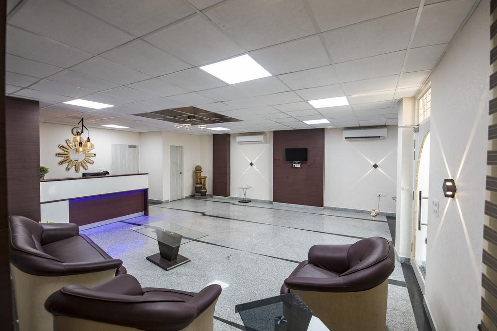 K G Residency Airport Hotel Джайпур Екстериор снимка