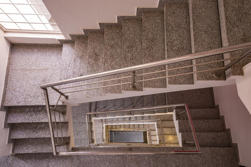 K G Residency Airport Hotel Джайпур Екстериор снимка